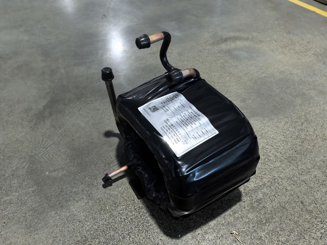 ट्यूब की लंबाई 2 से 10 एम हीट पंप कंडेनसर ट्यूब इन ट्यूब हीट एक्सचेंजर वाणिज्यिक HVAC सिस्टम के लिए उपयुक्त